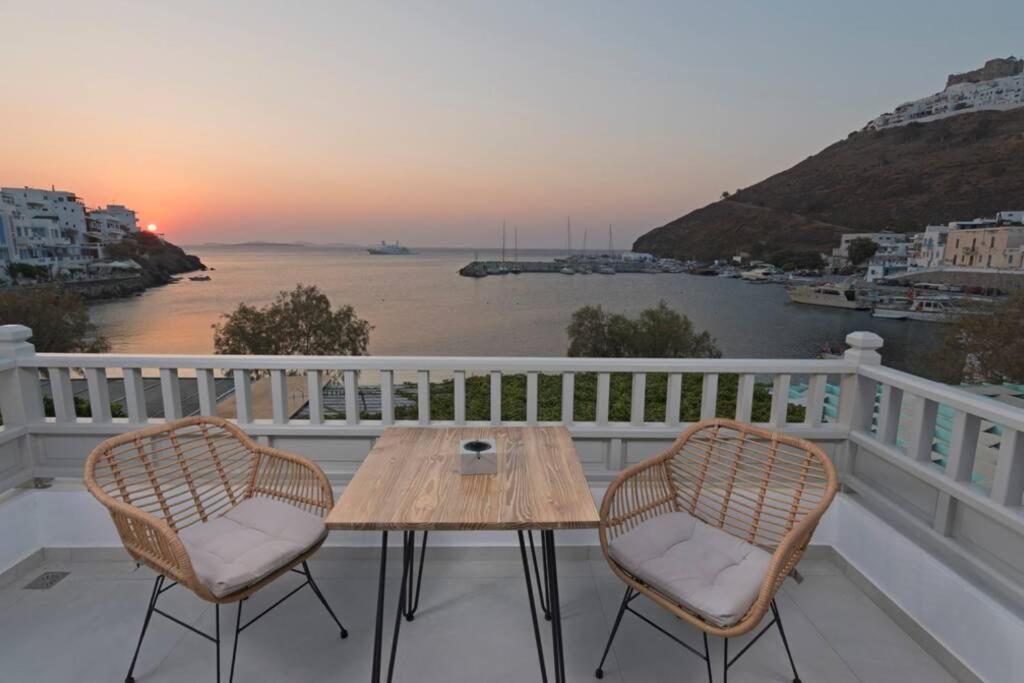 Vivere Inblue Pera Gyalos Exterior photo